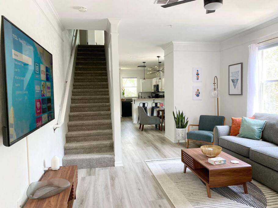 Sanctuary Gainesville Bright 2 Bedroom King Condo Kültér fotó